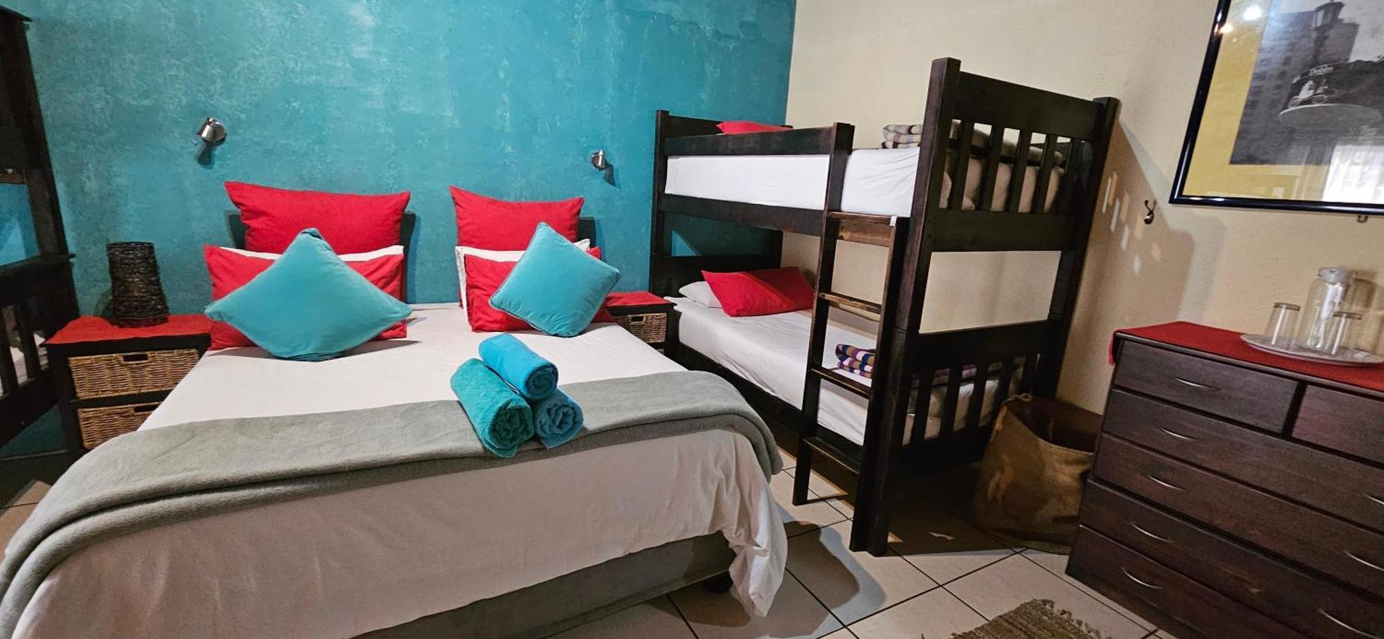 Old Vic Travellers Inn Nelspruit Mbombela Exteriér fotografie