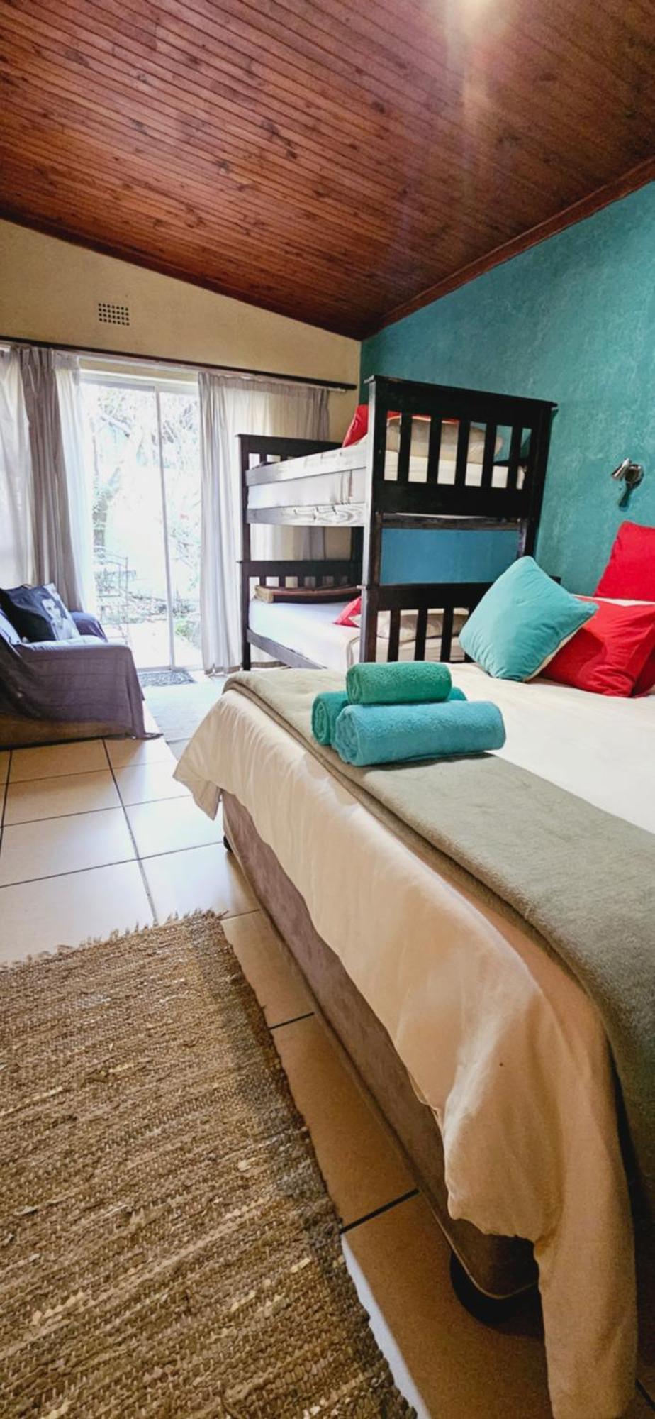 Old Vic Travellers Inn Nelspruit Mbombela Exteriér fotografie